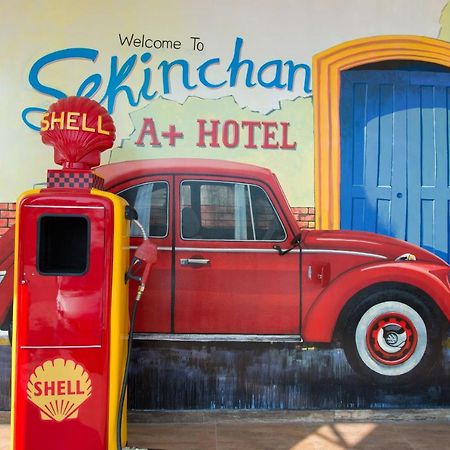 A+ Boutique Hotel Sekinchan Bagian luar foto