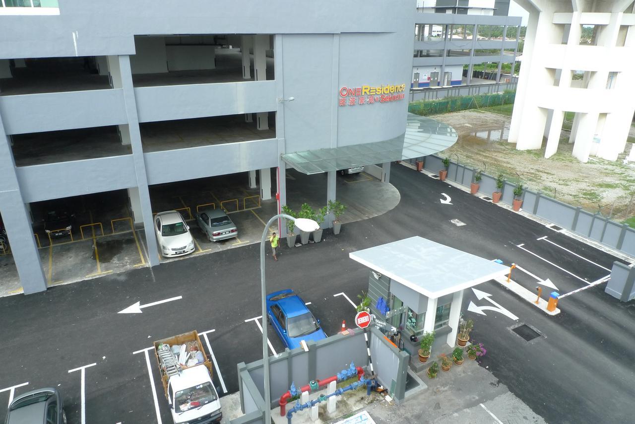 A+ Boutique Hotel Sekinchan Bagian luar foto